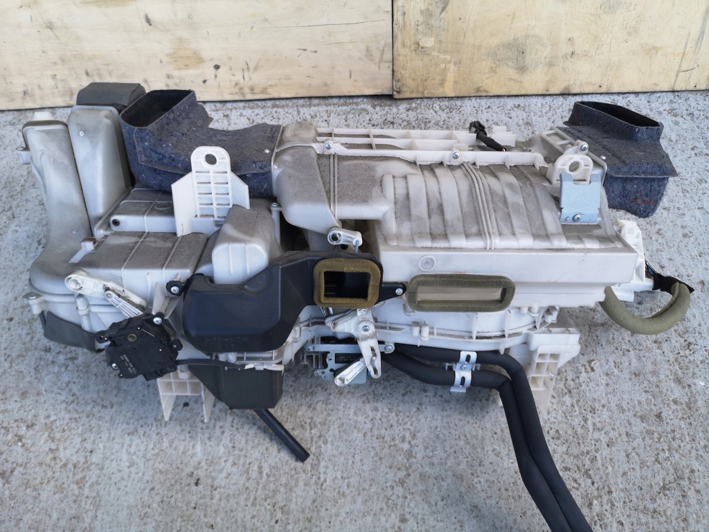 Обігрівач повітродувка задній задня lexus ls ls460 iv 87103-50120 в Україні