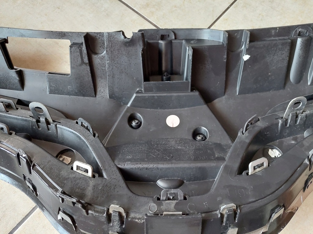 фото №12, Решётка радиатора - решётка радиатора - renault kangoo ii - lift - 2013