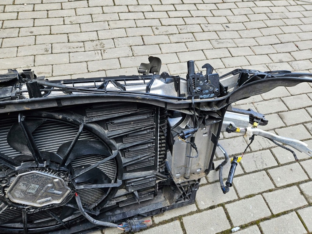 фото №12, Audi a6 c8 4k pas перед радиатор kompletny