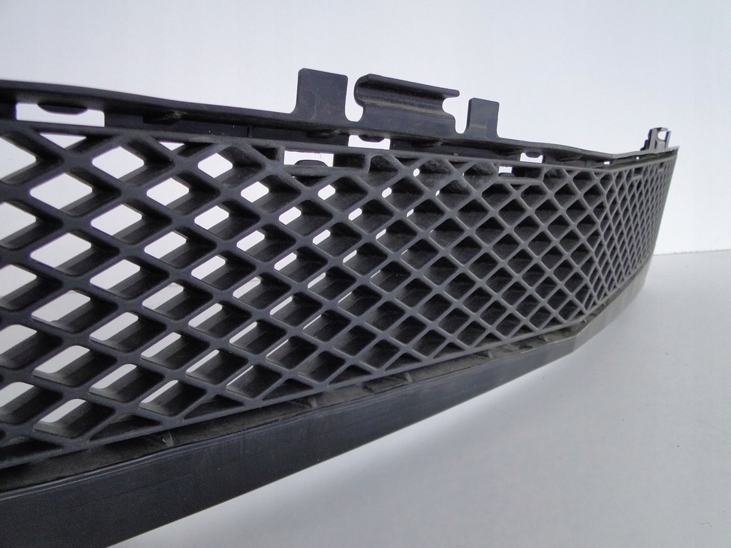 фото №6, Mercedes clc 203 w203 решётка средняя бампера