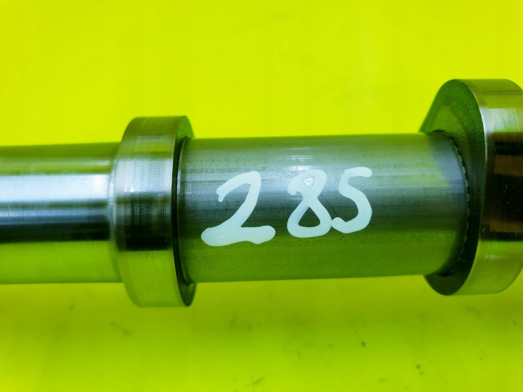 фото №9, Вал розподільного валу правий всмоктуючий a6 c7 a7 q5 a8 s4 b8 q7 3.0tfsi cre 06e109101bn