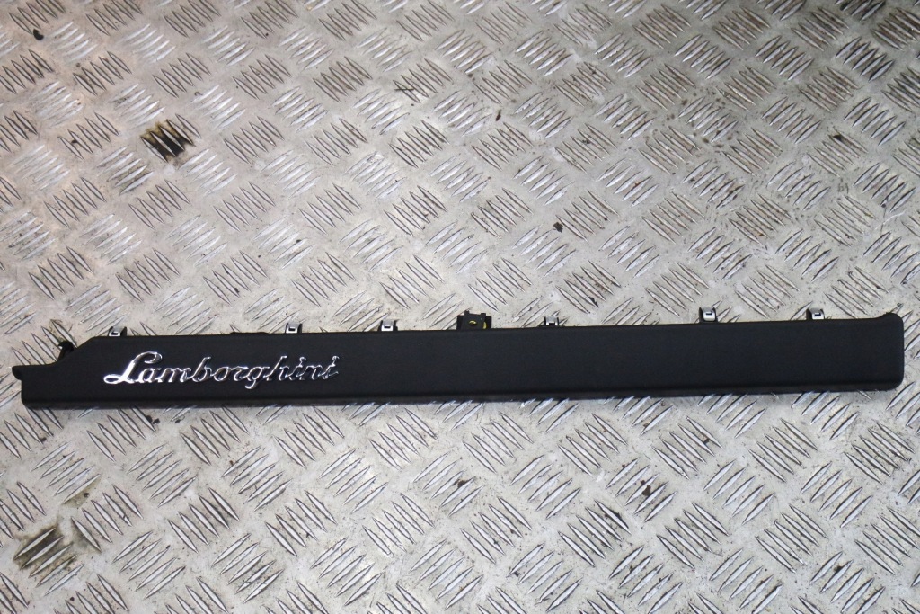 фото №1, Защита молдинг консоли lamborghini urus 4ml853242r