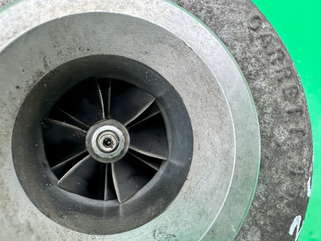 Турбина турбонагнетатель регулятор a6460901080 mercedes c klasa w204 2.2 cdi Доставка