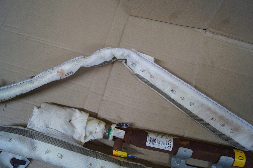 фото №13, Audi a6 c7 4g5880742b шторка безопасности правая подушка безопасности