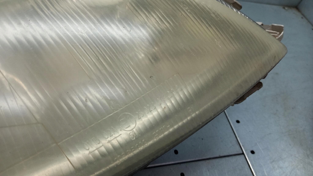 Фара правий mercedes benz a140 w168 99r 1.4b Київ