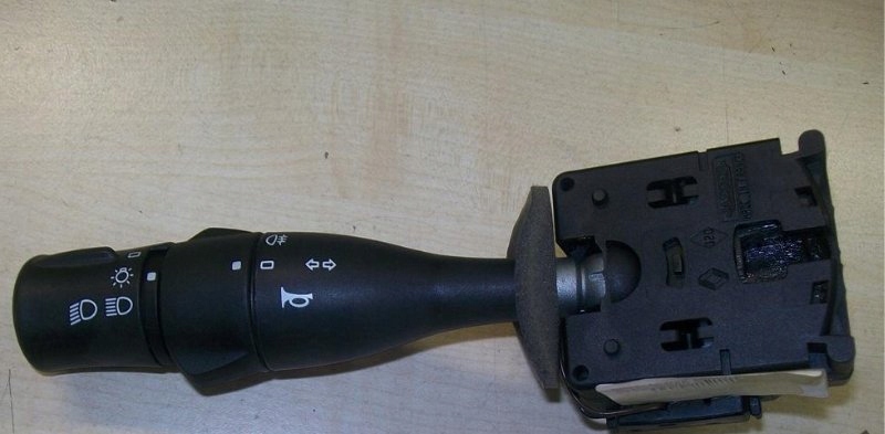 Перемикач світла renault premium dxi 5010589560 Ціна