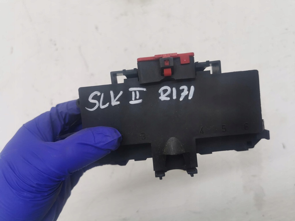 фото №3, Коробка предохранителей mercedes slk ii r171 3.0 v6