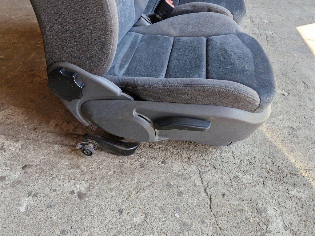 фото №9, Audi a3 s3 8l 1997 кожа алькантара сиденья / заднее сиденье / комплект