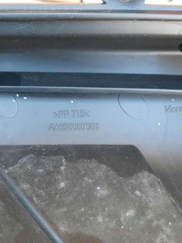 Mercedes g klasa amg a463 решётка правая перед Киев