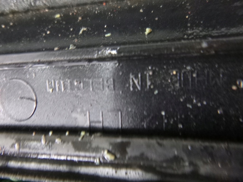 фото №8, Volvo c30 lift 10- молдинг поріг ліва накладка