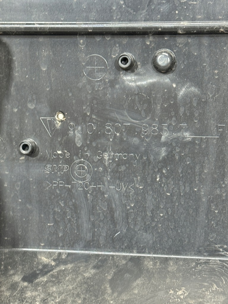 фото №13, Porsche taycan cross turismo бампер задняя задний диффузор