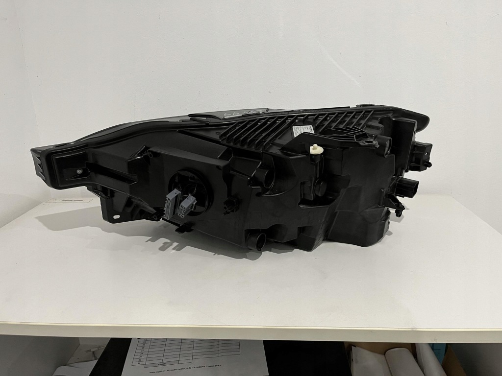 Volvo xc60 2 рестайлинг  фара правая  перед full led 32338977 Цена