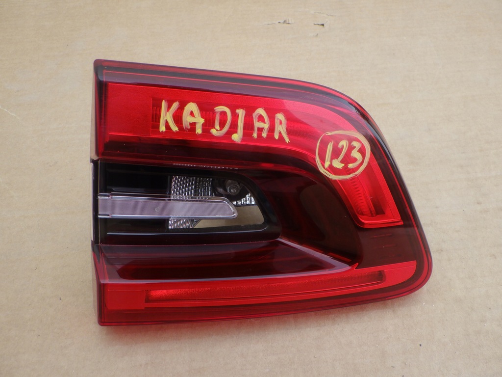 фото №1, Лампа правий задня задня w кришка renault kadjar