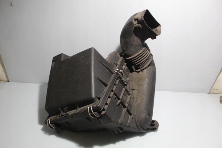 фото №1, Корпус фильтра воздуха c klasa w202 2.2cdi