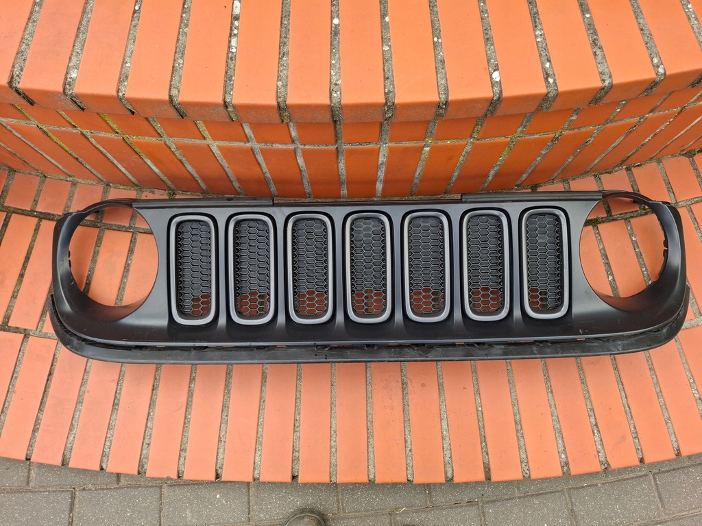 фото №1, Jeep renegade 14-18 решітка радіатора решітка радіатора оригінал 735587827