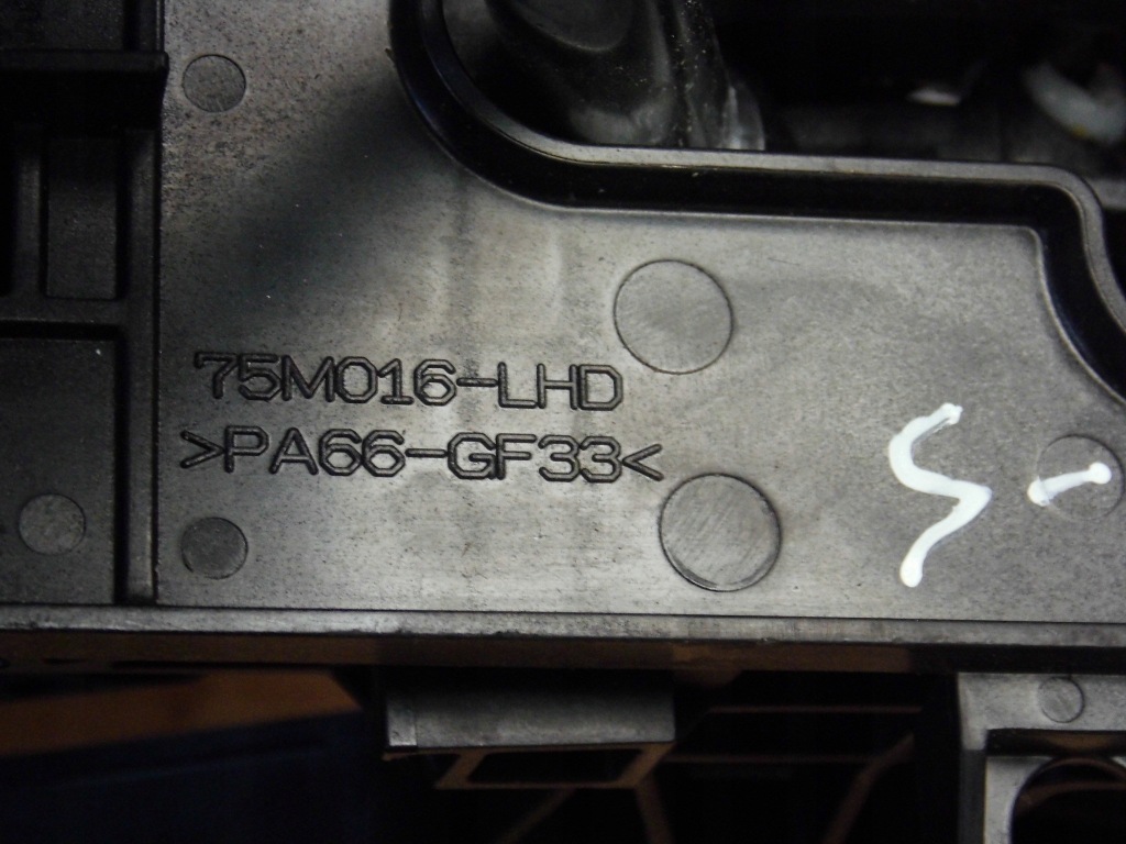 фото №10, Toyota rav4 v 2018+ выборщик чехол ручка