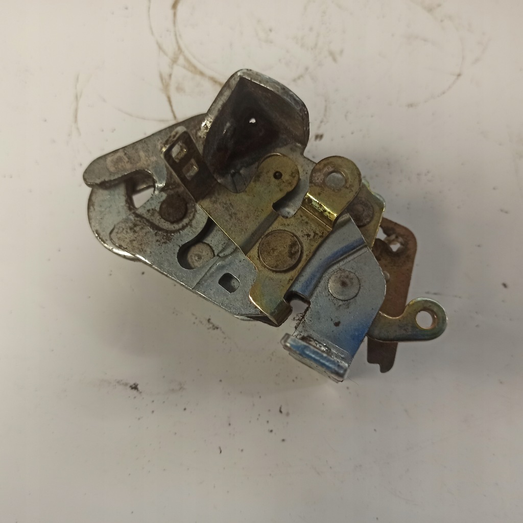 фото №13, Mercedes w638 vito замок крышки задняя a6387430335