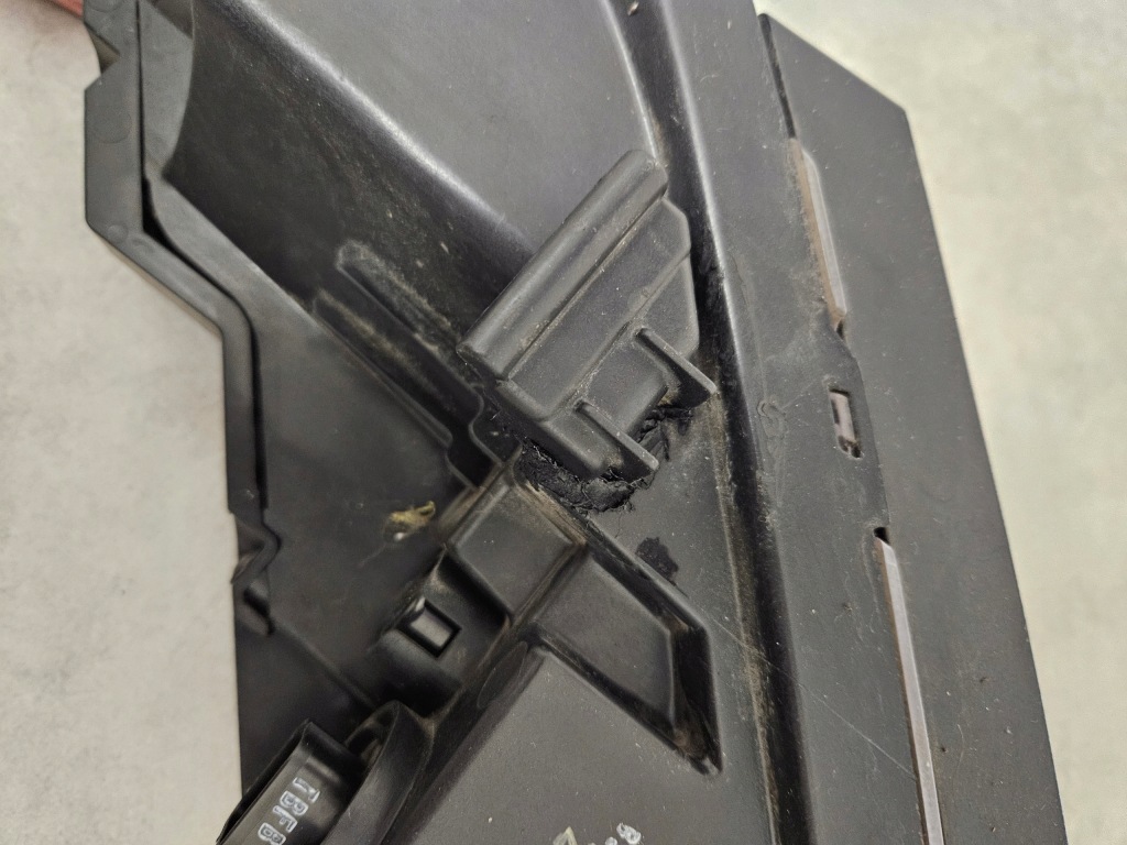 Фара перед правый  drl led hyundai kona 92208 j9000 с Разборки