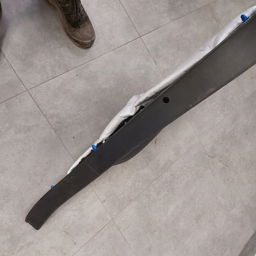 фото №7, Hyundai ix35 1.7crdi 2013 обшивка дверь правый задняя кожа 82302-2y0239p