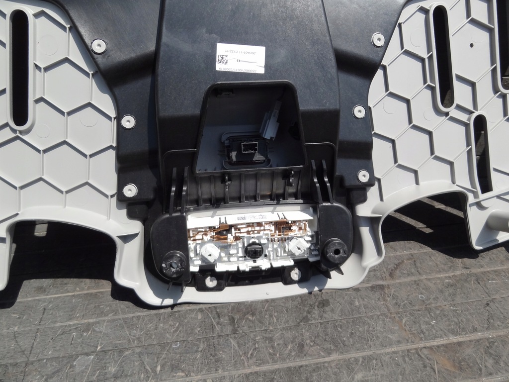 фото №8, Ford transit courier iii mk3 2024 полка потолочный лампа бардачок оригинал