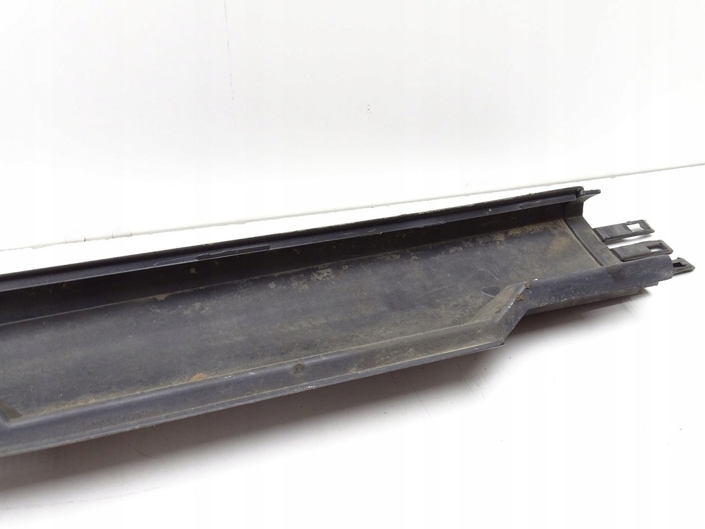 фото №14, Молдинг накладка поріг права vw passat b7 3a li7f