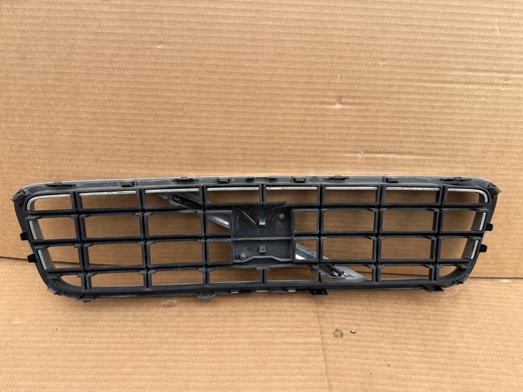 фото №7, Volvo s60 решётка радиатора решётка радиатора радиатора 05-09