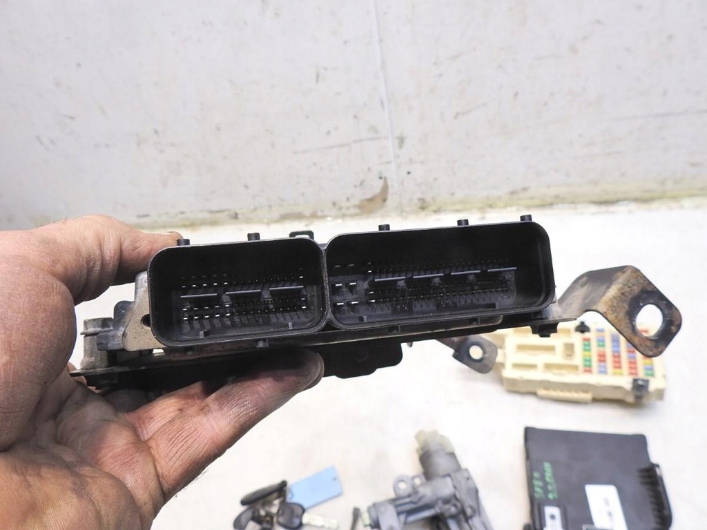 фото №10, Набор стартовый hyundai santa fe ii 2.2 crdi 39113-27826 0281015374