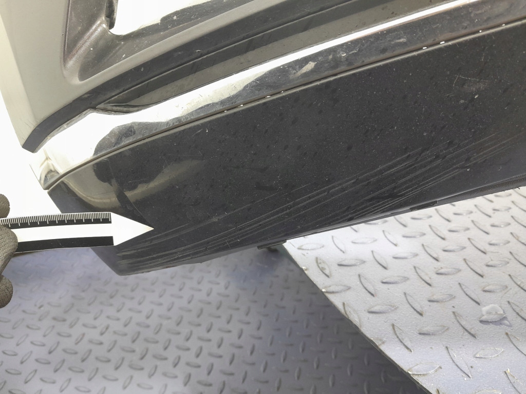 фото №8, Vw passat b8 бампер перед передній pdc lb7r