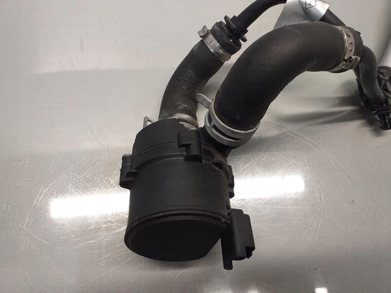 фото №1, Пабтрубок  труба трубка воды clio v 1.0 tce 144987708r