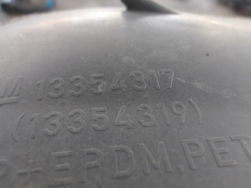 фото №5, Opel astra iv j подкрылок передние правое перед kpl