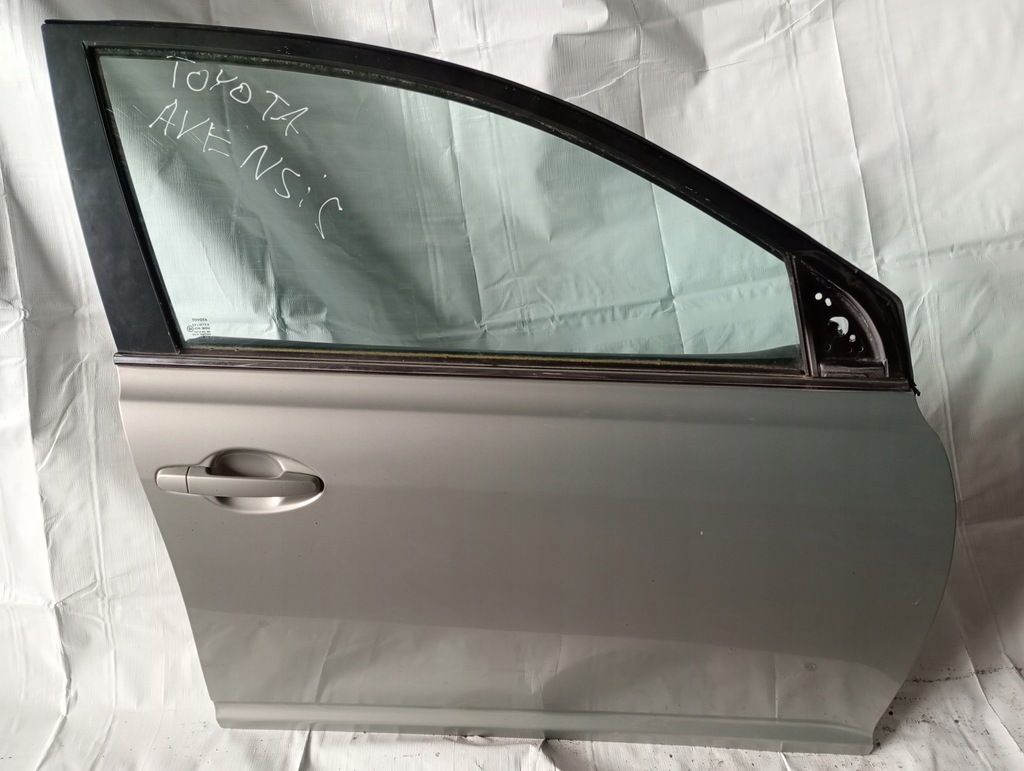 фото №1, Дверь правое перед передние toyota avensis t25