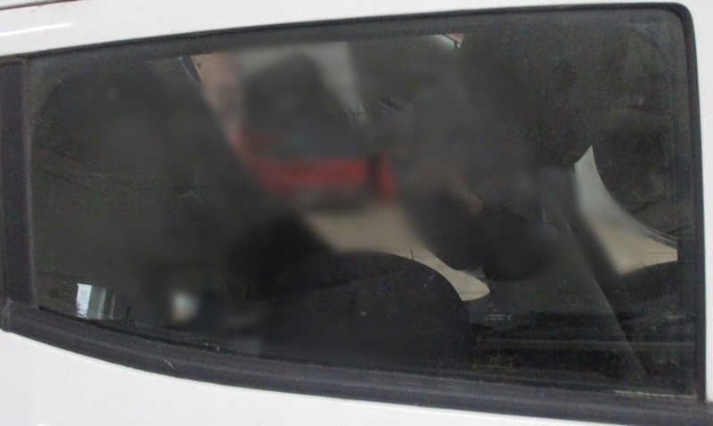 фото №1, Opel karl стекло правая задняя задняя