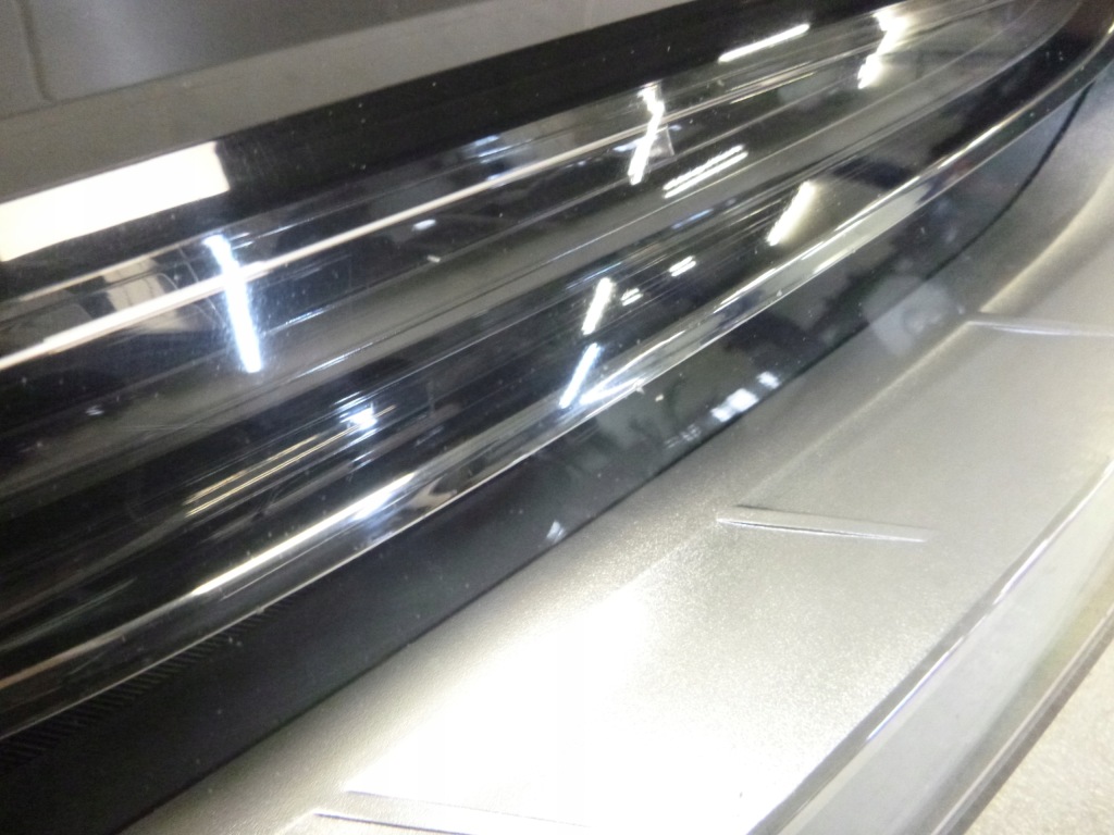 фото №7, Tesla model x 5yjx лампа правий перед права led