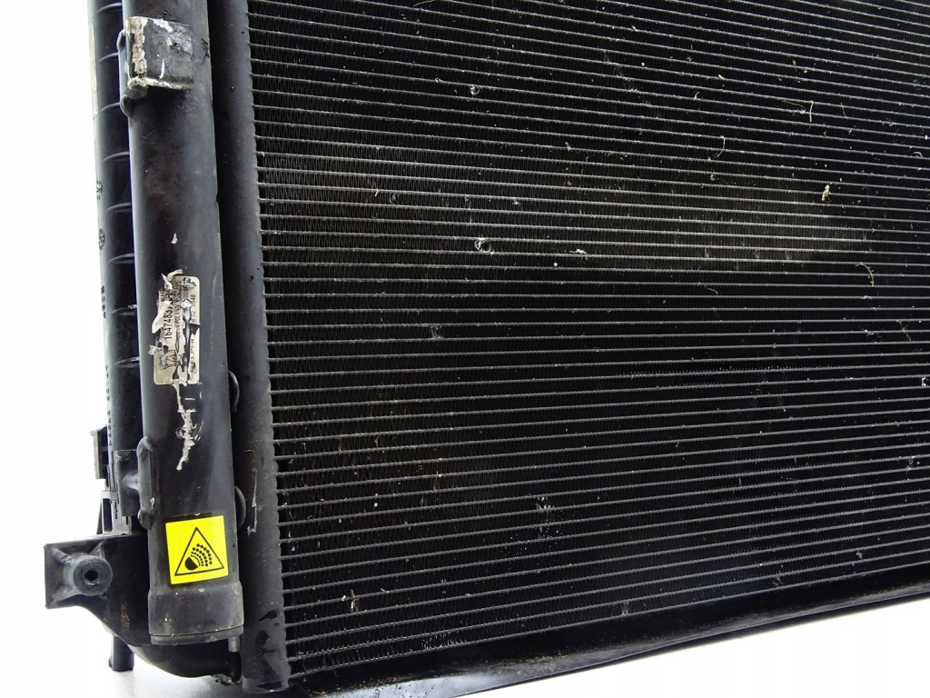 Комплект радіатор радіатор вентилятор модуль maserati ghibli 3 3.0d Ціна