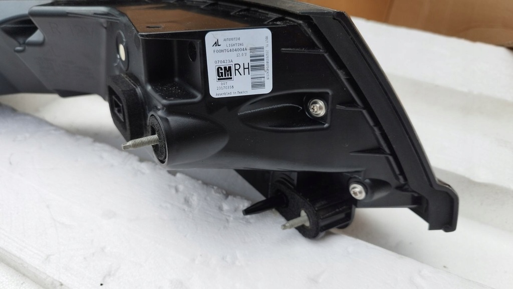 фото №6, Opel ampera 12- лампа правая задняя задняя led 23170358