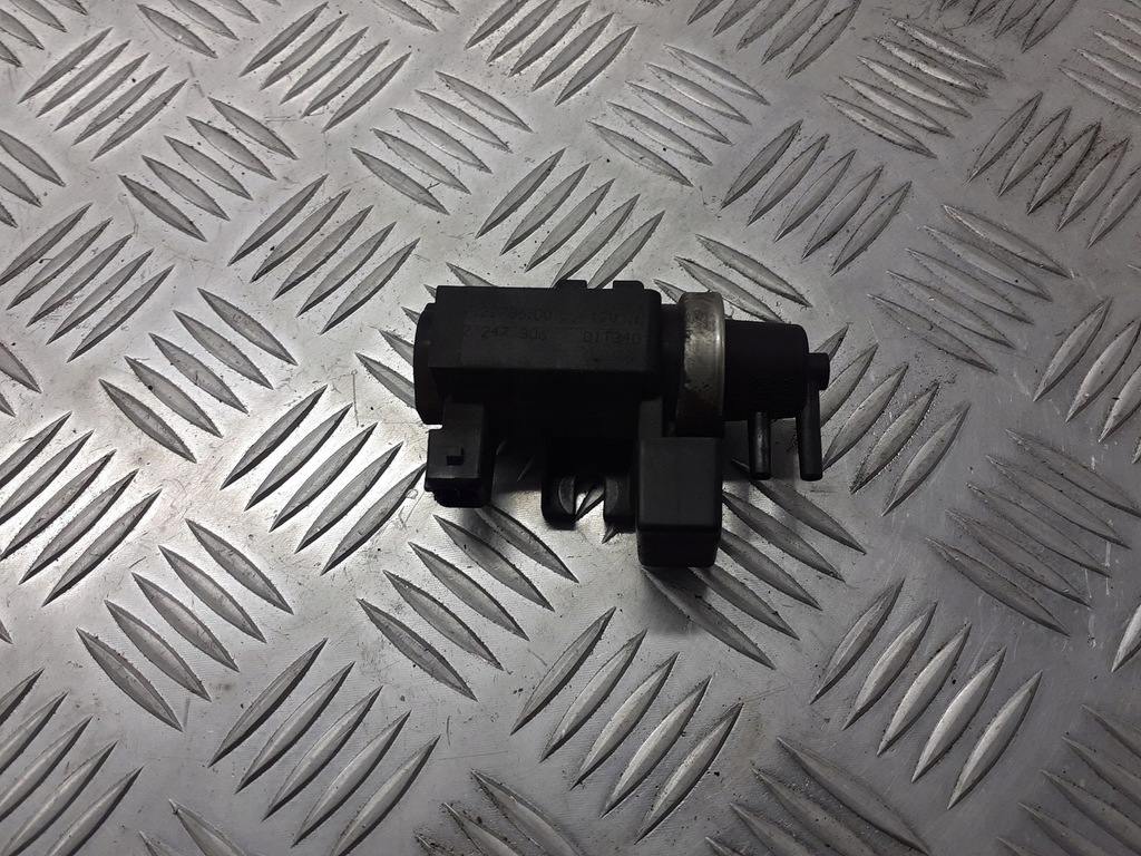 фото №1, Клапан вакууму bmw e46 2247906