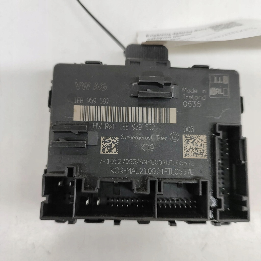 фото №7, Skoda enyaq iv 2022 перед сторона правая блок управления / модуль дверь