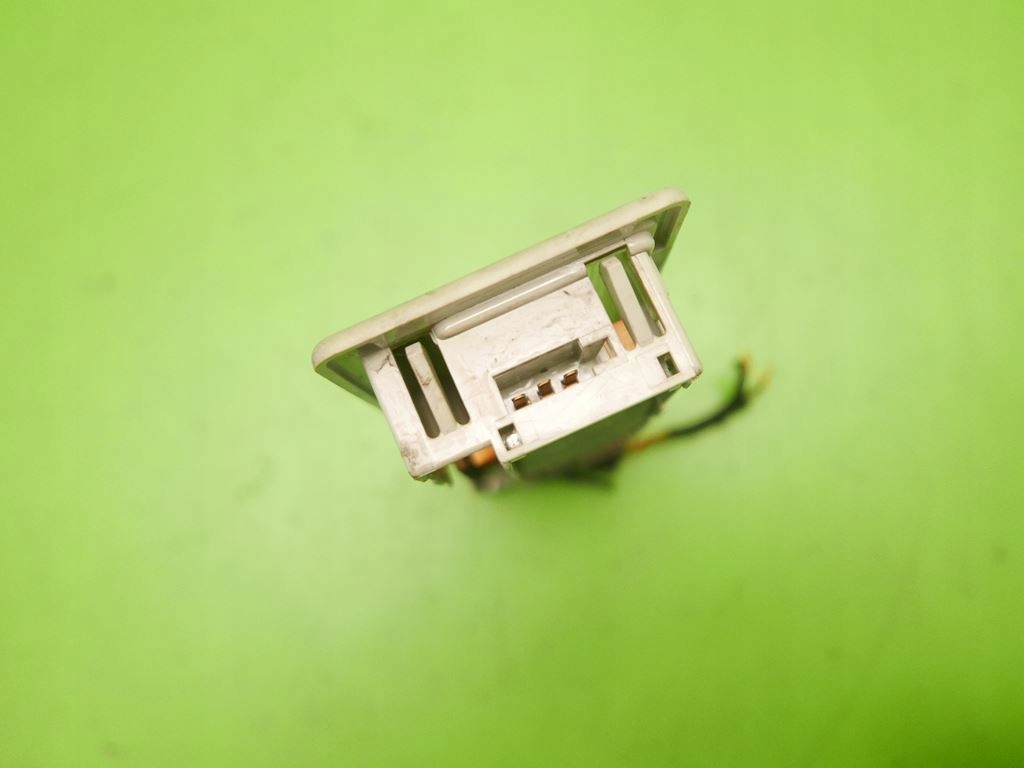 фото №8, Лампа освещение кабины середина seat alhambra i