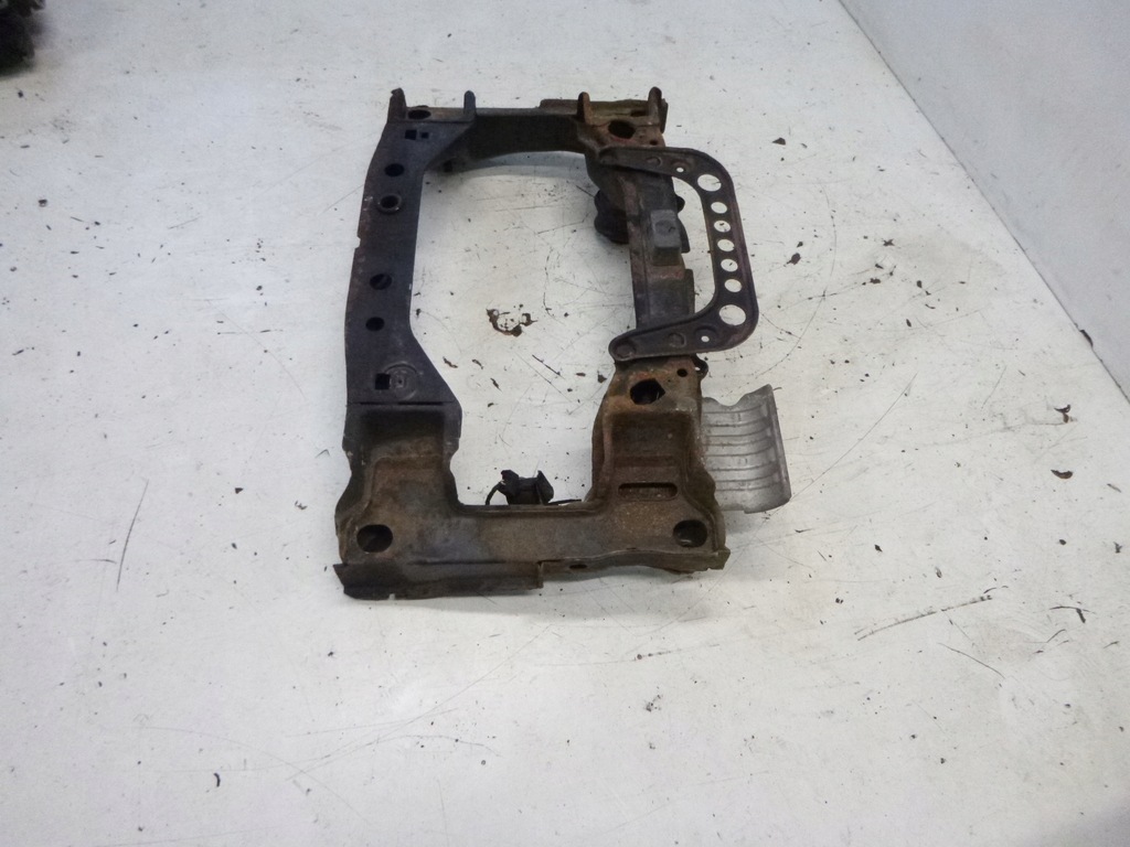 фото №7, Подрамник подрамник балка передние mb w210 2.2cdi 02r.