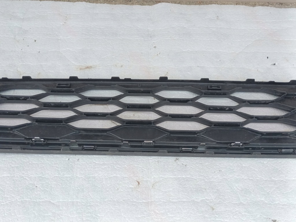 фото №10, Решётка передняя vw taigo средняя перед 2g7