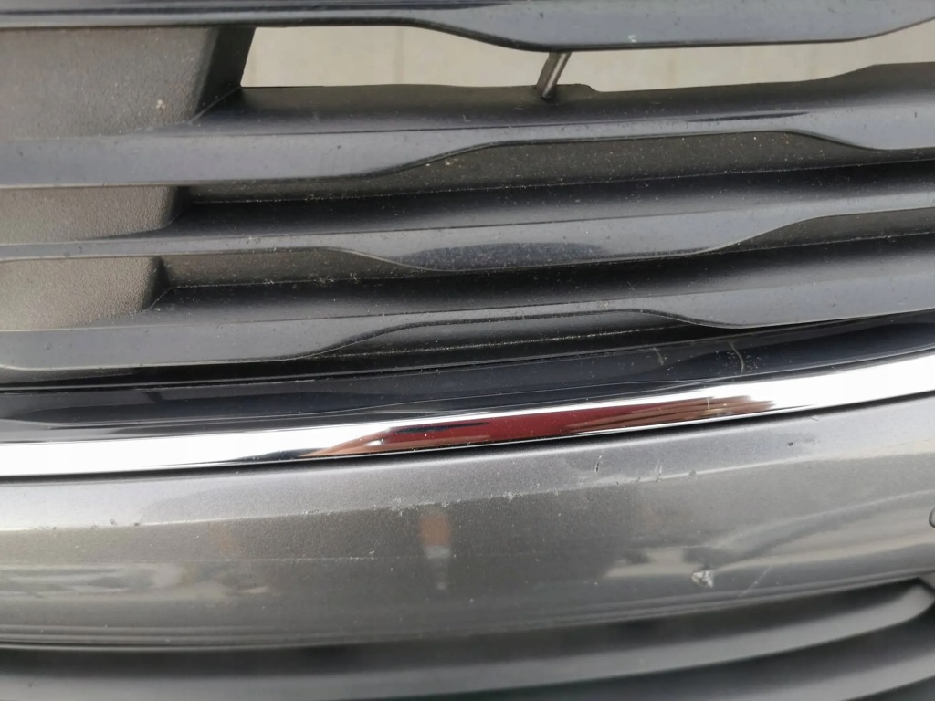 Бампер, решітка , решітка радіатора, решітка середня opel insignia b дорестайлінг Ціна