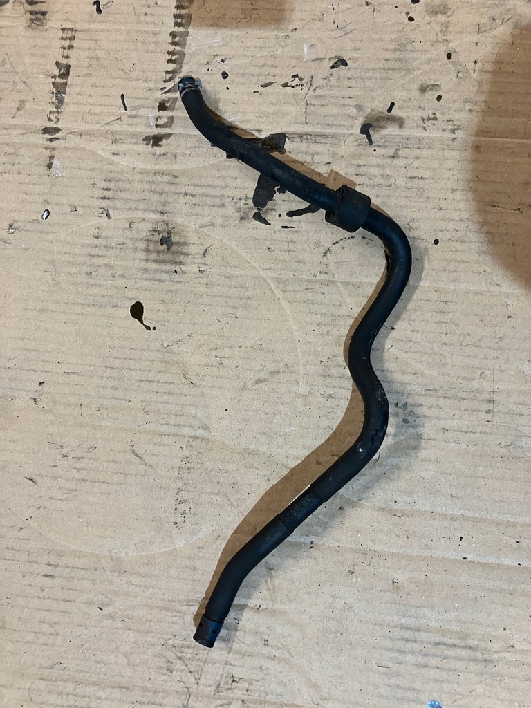 фото №1, Wąż топлива 2.0tdi 140 cffb passat b7