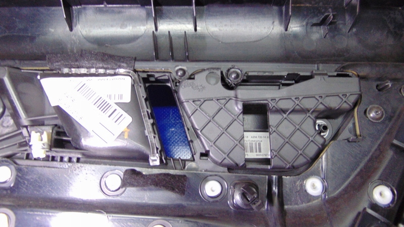 фото №8, Обшивка дверь правый перед mercedes c klasa w204