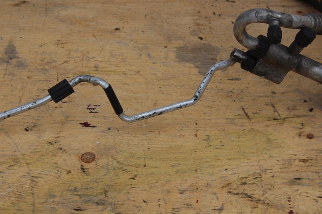 фото №6, Шланг провода кондиционера audi a5 8t 3.0 tdi 8k0260710h