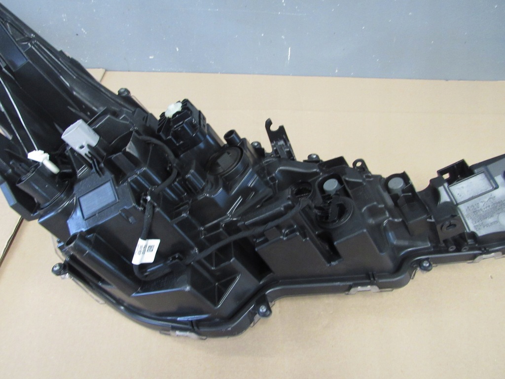 фото №11, Toyota corolla e21 2018-2023 лампа левая перед