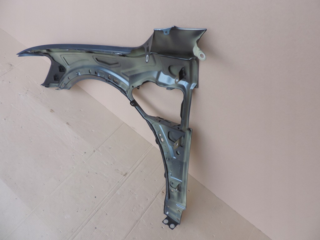 Audi e-tron 4ke крыло  передний правый с Разборки