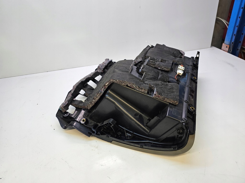 фото №8, Бардачок пассажира audi a3 8p lift 8p1857035g platinhell