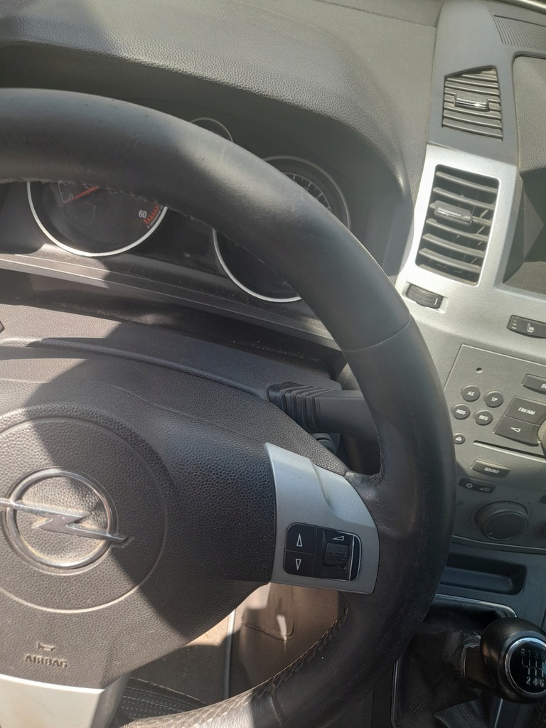 фото №9, Opel zafira b lift повітропровід подушка безпеки водія