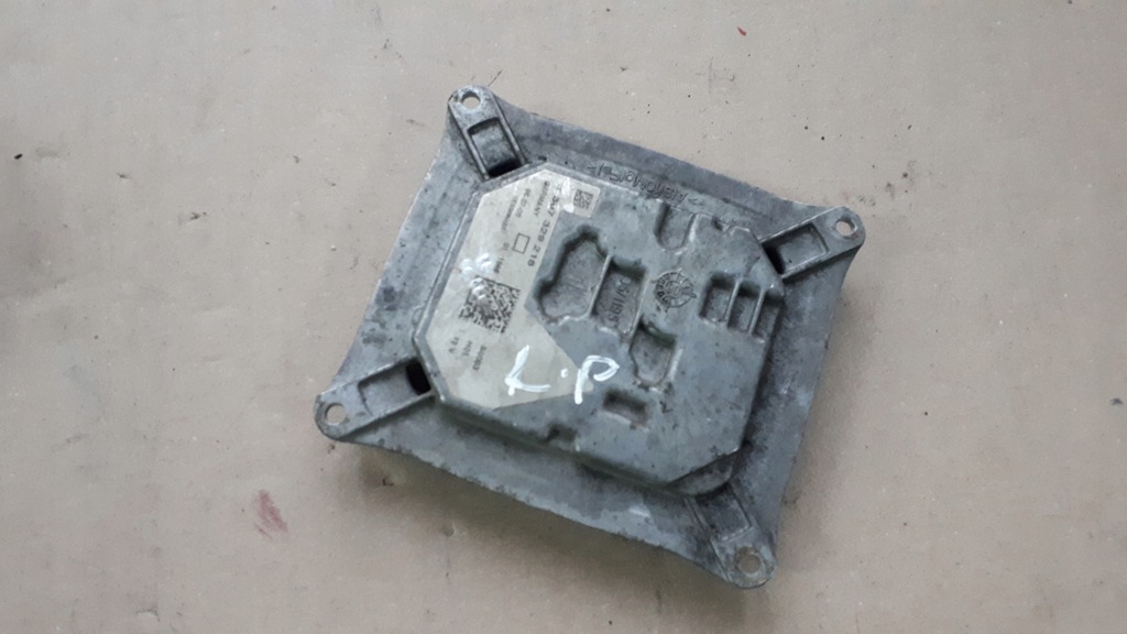 фото №1, Преобразователь модуль led audi оригинальный номер 1307329218