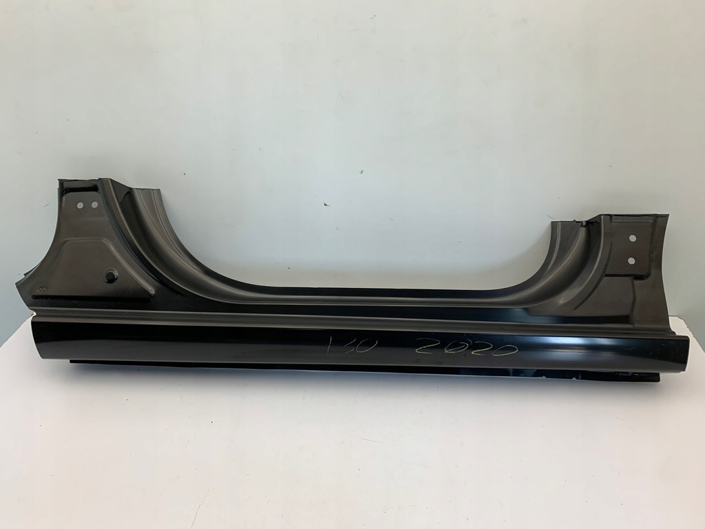 фото №1, Hyundai i30 iii поріг правий передній обшивка перед